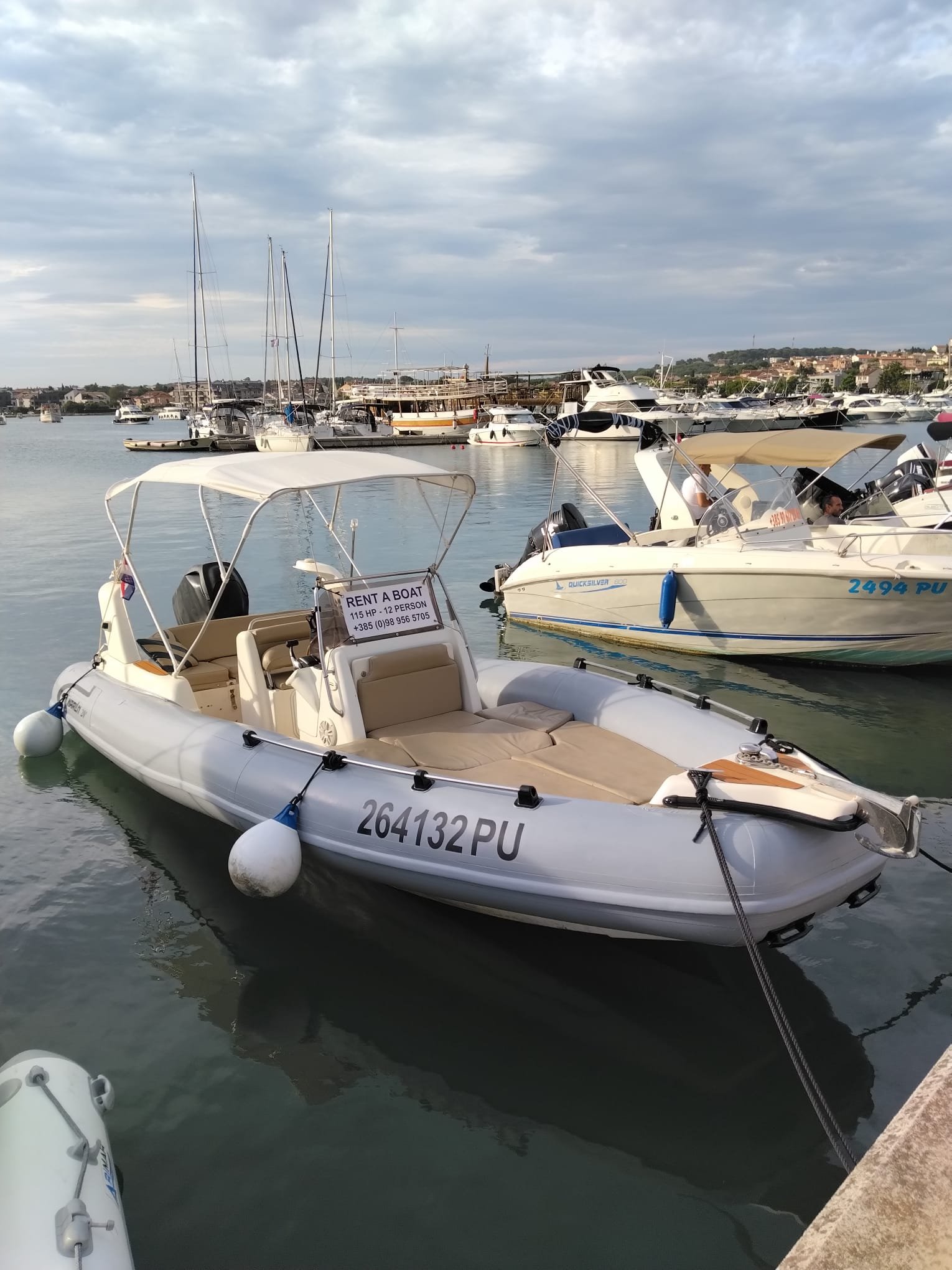 Marina u Medulinu s brodovima za najam